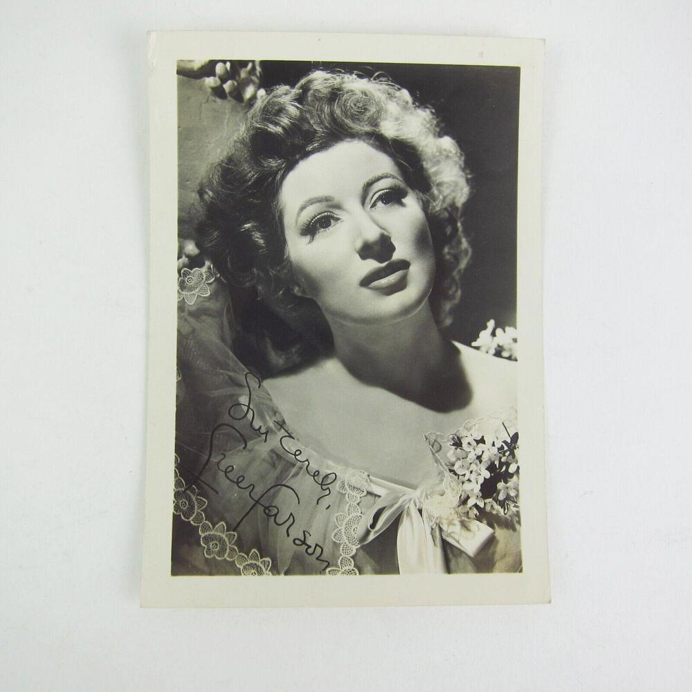 Greer Garson Photograph Signed 5x3 Hollywood Actress Film Star Vintage 1940s